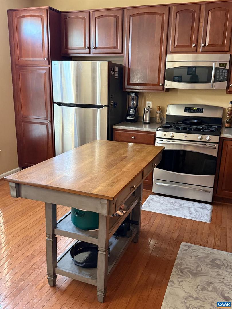 327 ROLKIN RD, CHARLOTTESVILLE, Virginia 22911, 3 Bedrooms Bedrooms, ,2 BathroomsBathrooms,Residential,For sale,327 ROLKIN RD,665872 MLS # 665872