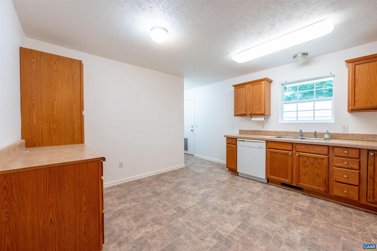4620 THOMAS JEFFERSON PKWY, PALMYRA, Virginia 22963, 3 Bedrooms Bedrooms, ,2 BathroomsBathrooms,Residential,For sale,4620 THOMAS JEFFERSON PKWY,665874 MLS # 665874