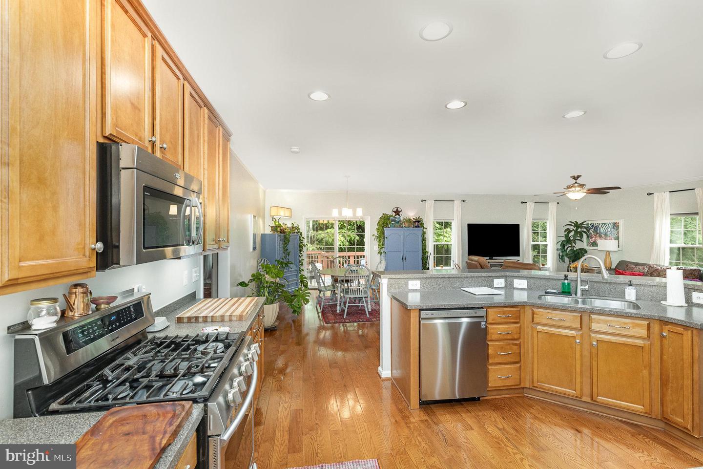 1404 PRESERVE LN, FREDERICKSBURG, Virginia 22401, 5 Bedrooms Bedrooms, ,3 BathroomsBathrooms,Residential,For sale,1404 PRESERVE LN,VAFB2008466 MLS # VAFB2008466