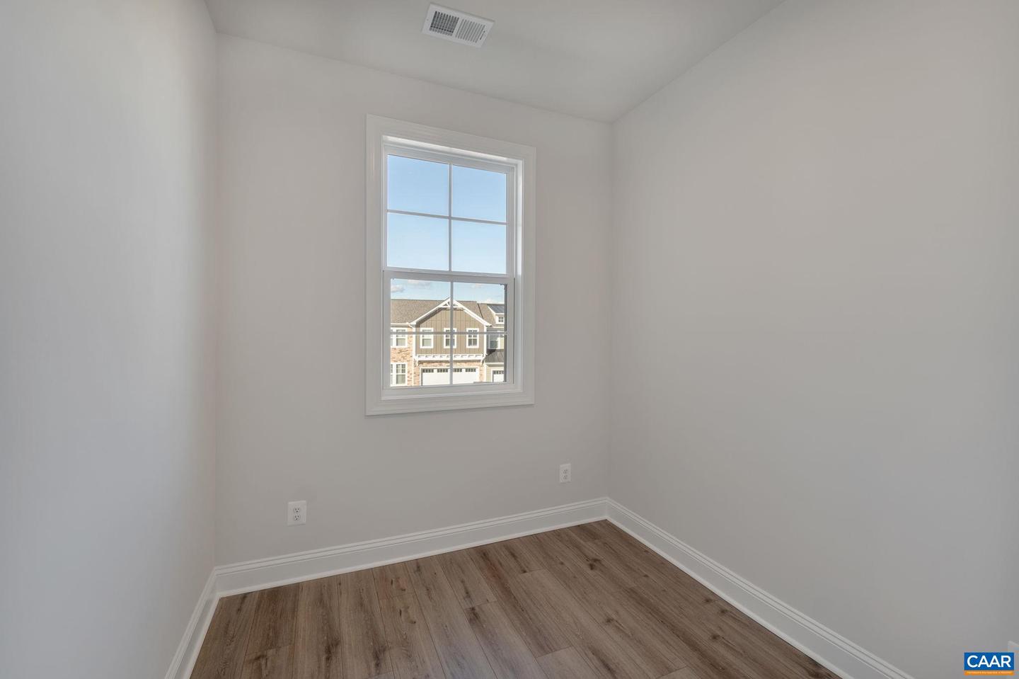 403 BAYBERRY LN, ZION CROSSROADS, Virginia 22942, 3 Bedrooms Bedrooms, ,2 BathroomsBathrooms,Residential,For sale,403 BAYBERRY LN,665876 MLS # 665876