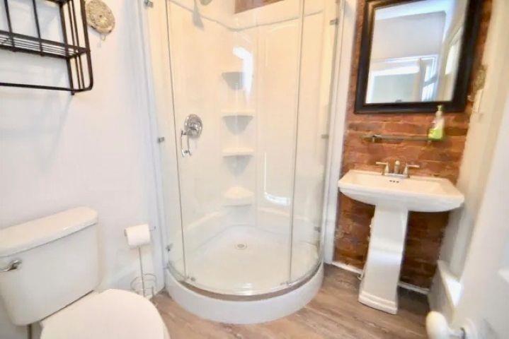 20 N JEFFERSON ST, STAUNTON, Virginia 24401, ,Residential,20 N JEFFERSON ST,665888 MLS # 665888