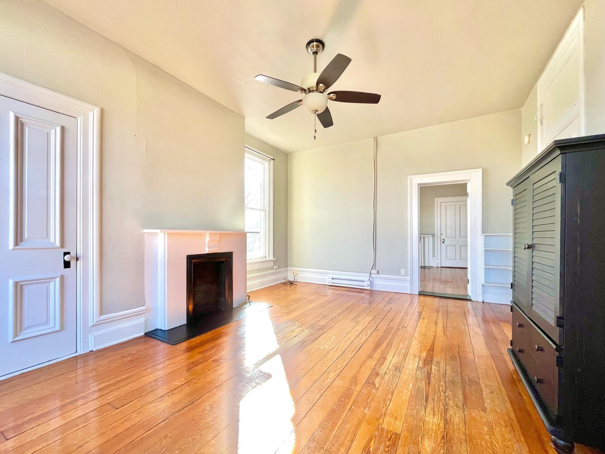 20 N JEFFERSON ST, STAUNTON, Virginia 24401, ,Residential,20 N JEFFERSON ST,665888 MLS # 665888