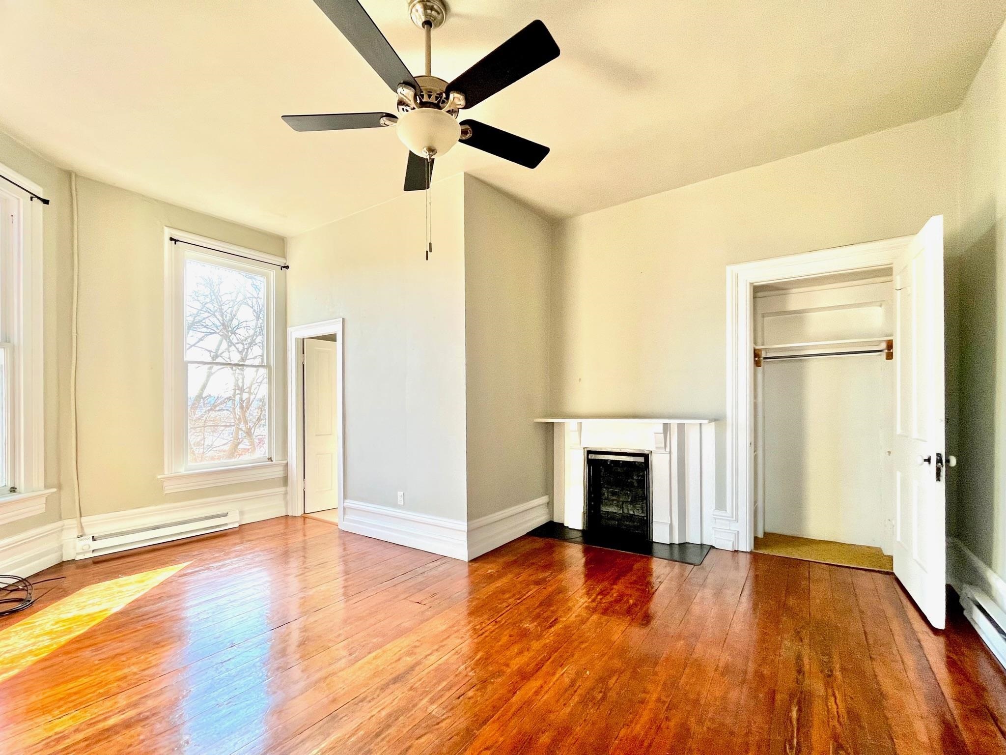 20 N JEFFERSON ST, STAUNTON, Virginia 24401, ,Residential,20 N JEFFERSON ST,665888 MLS # 665888