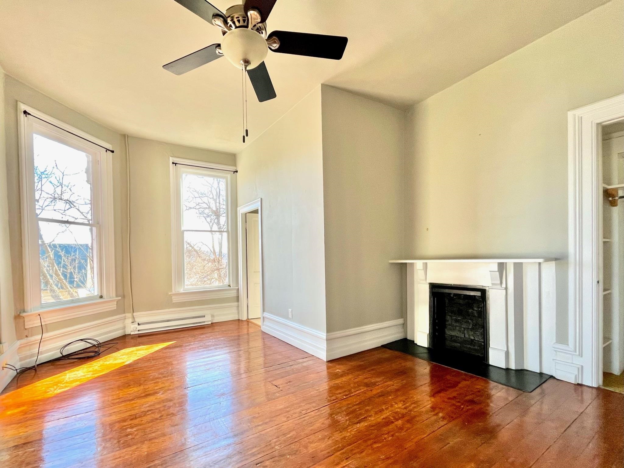 20 N JEFFERSON ST, STAUNTON, Virginia 24401, ,Residential,20 N JEFFERSON ST,665888 MLS # 665888