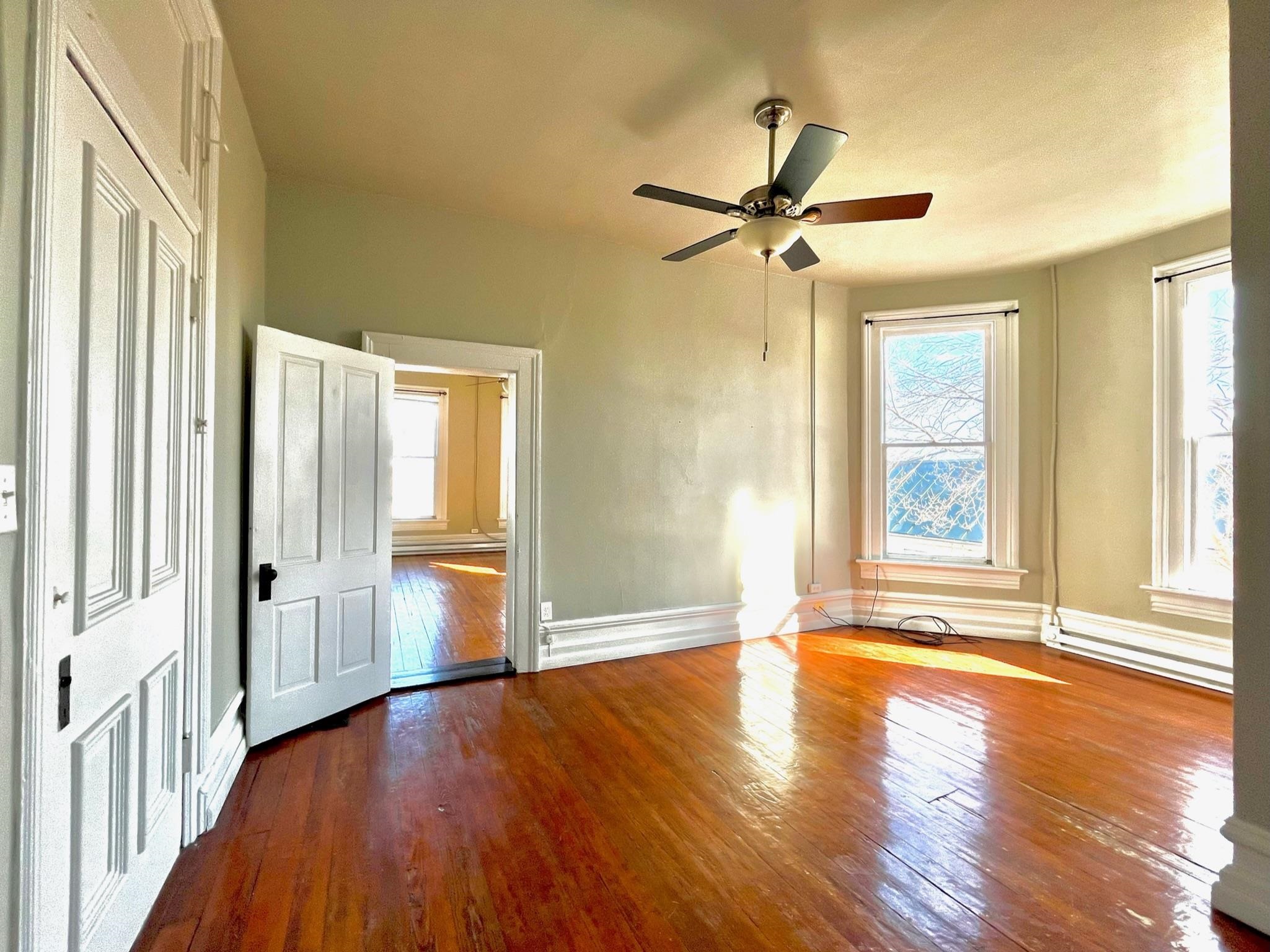 20 N JEFFERSON ST, STAUNTON, Virginia 24401, ,Residential,20 N JEFFERSON ST,665888 MLS # 665888
