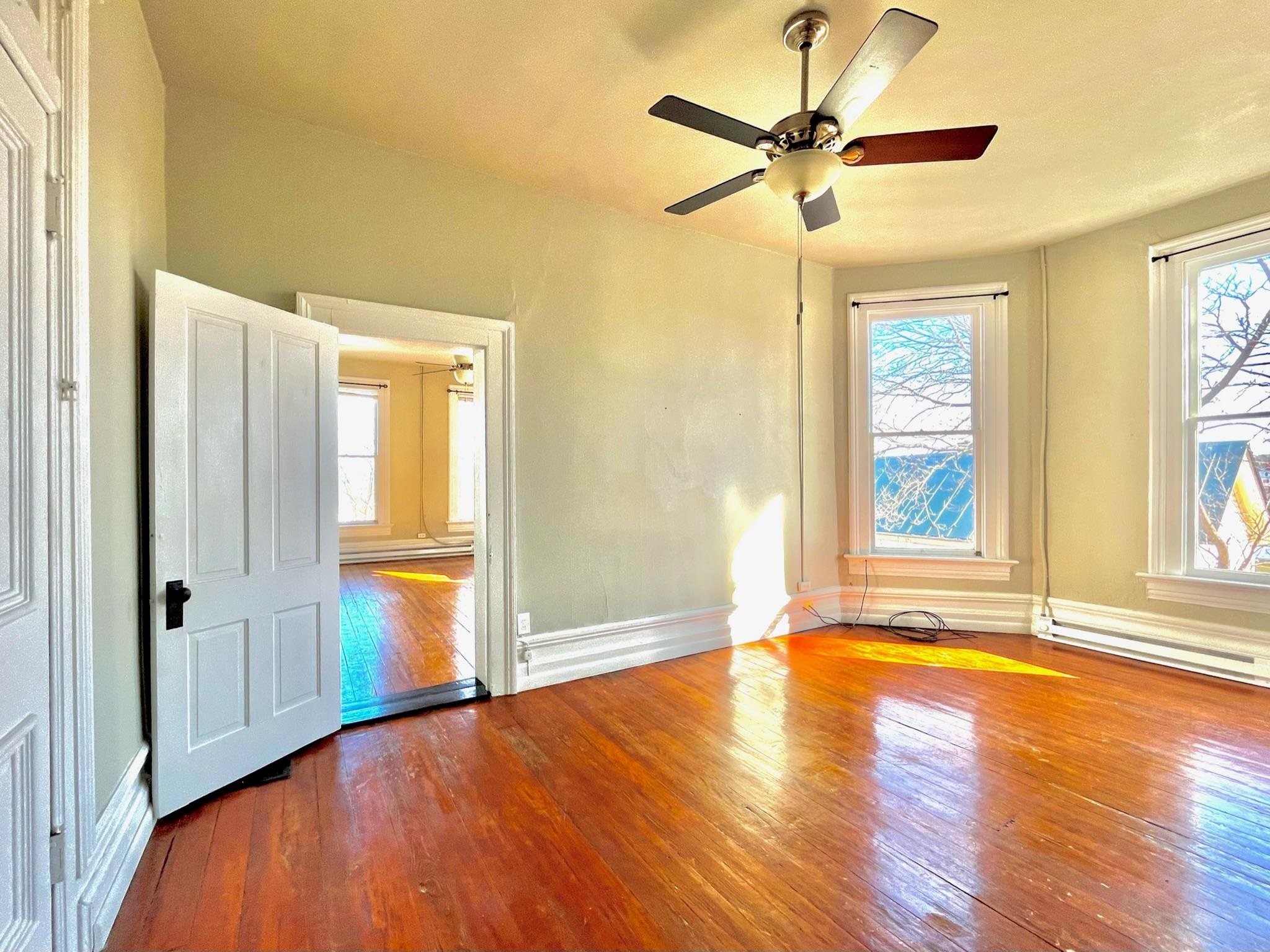20 N JEFFERSON ST, STAUNTON, Virginia 24401, ,Residential,20 N JEFFERSON ST,665888 MLS # 665888