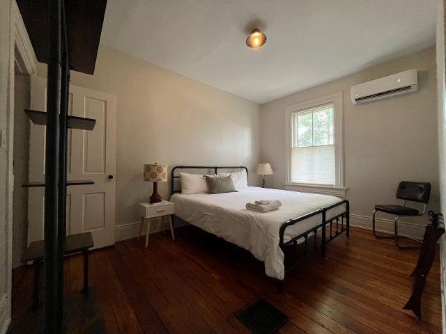 20 N JEFFERSON ST, STAUNTON, Virginia 24401, ,Residential,20 N JEFFERSON ST,665888 MLS # 665888