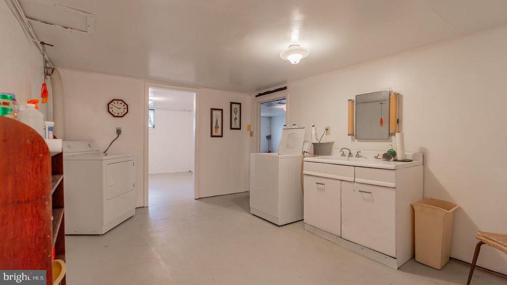 909 MILL CREEK RD, LURAY, Virginia 22835, 3 Bedrooms Bedrooms, ,2 BathroomsBathrooms,Residential,909 MILL CREEK RD,VAPA2004858 MLS # VAPA2004858