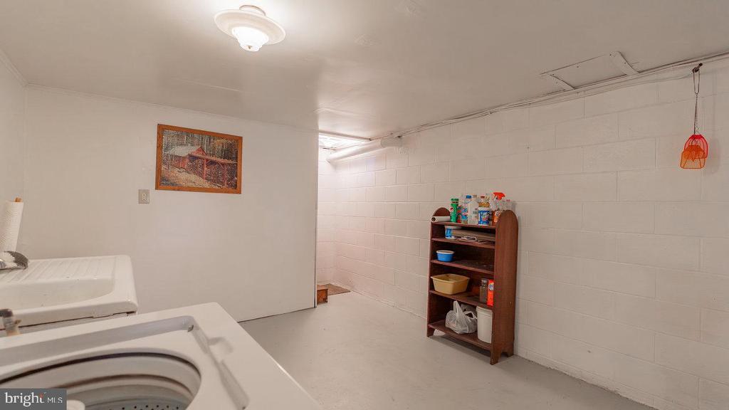 909 MILL CREEK RD, LURAY, Virginia 22835, 3 Bedrooms Bedrooms, ,2 BathroomsBathrooms,Residential,909 MILL CREEK RD,VAPA2004858 MLS # VAPA2004858