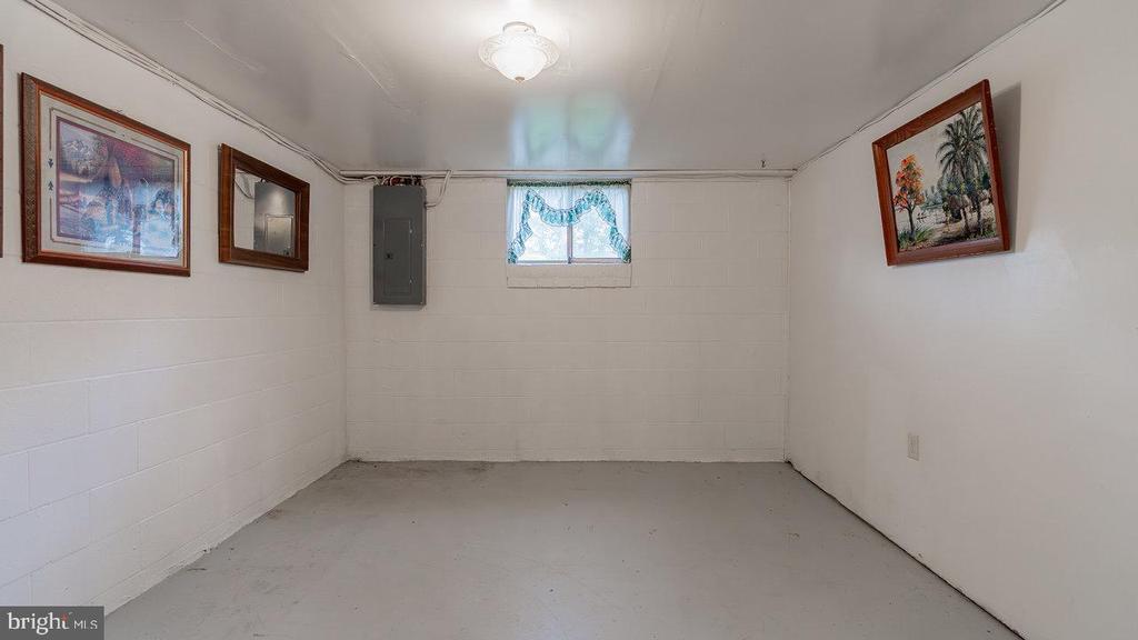 909 MILL CREEK RD, LURAY, Virginia 22835, 3 Bedrooms Bedrooms, ,2 BathroomsBathrooms,Residential,909 MILL CREEK RD,VAPA2004858 MLS # VAPA2004858