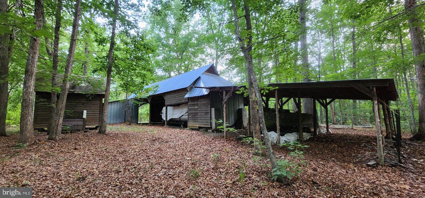 272 MOON SHADOW LN, LOUISA, Virginia 23093, ,Land,For sale,272 MOON SHADOW LN,VALA2008050 MLS # VALA2008050