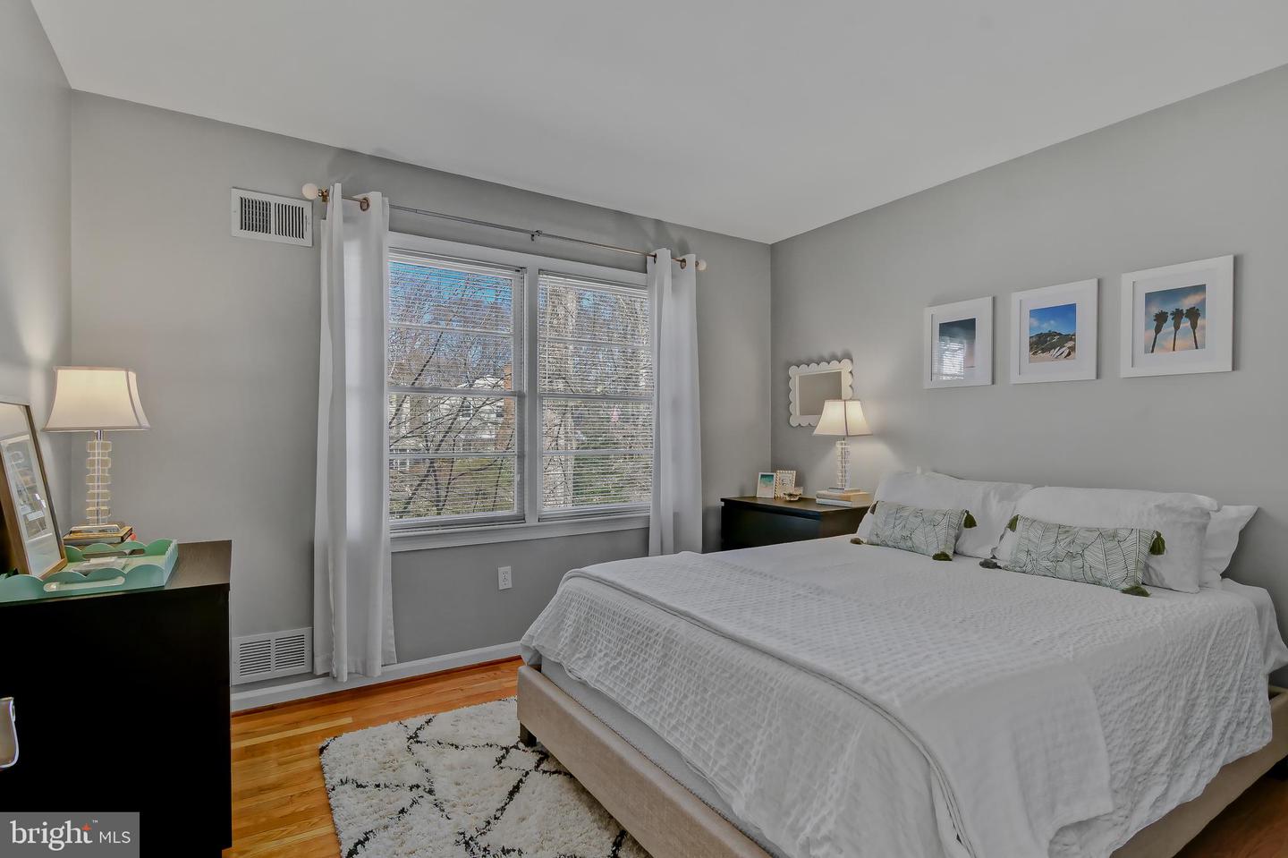 9306 GLENBROOK RD, FAIRFAX, Virginia 22031, 4 Bedrooms Bedrooms, ,2 BathroomsBathrooms,Residential,For sale,9306 GLENBROOK RD,VAFX2225926 MLS # VAFX2225926