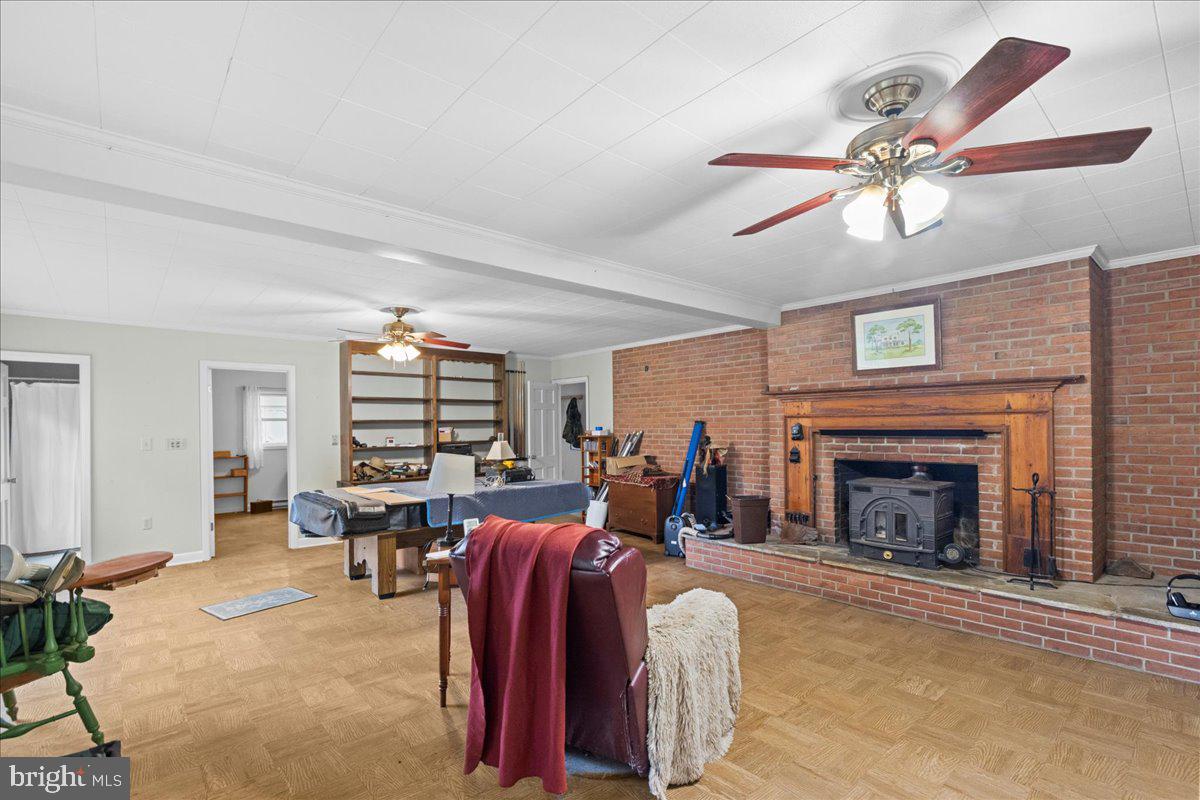 331 RIDGE AVE, WINCHESTER, Virginia 22601, 4 Bedrooms Bedrooms, ,3 BathroomsBathrooms,Residential,For sale,331 RIDGE AVE,VAWI2007374 MLS # VAWI2007374