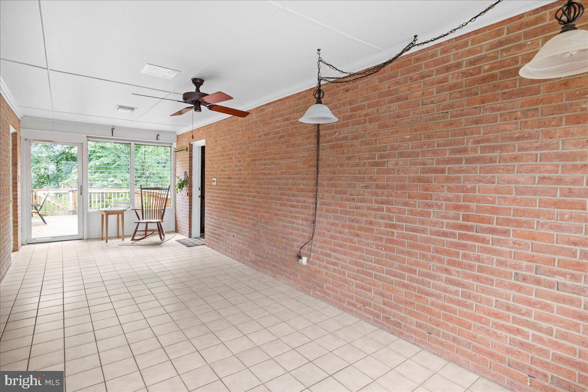 331 RIDGE AVE, WINCHESTER, Virginia 22601, 4 Bedrooms Bedrooms, ,3 BathroomsBathrooms,Residential,For sale,331 RIDGE AVE,VAWI2007374 MLS # VAWI2007374