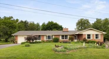 331 RIDGE AVE, WINCHESTER, Virginia 22601, 4 Bedrooms Bedrooms, ,3 BathroomsBathrooms,Residential,For sale,331 RIDGE AVE,VAWI2007374 MLS # VAWI2007374