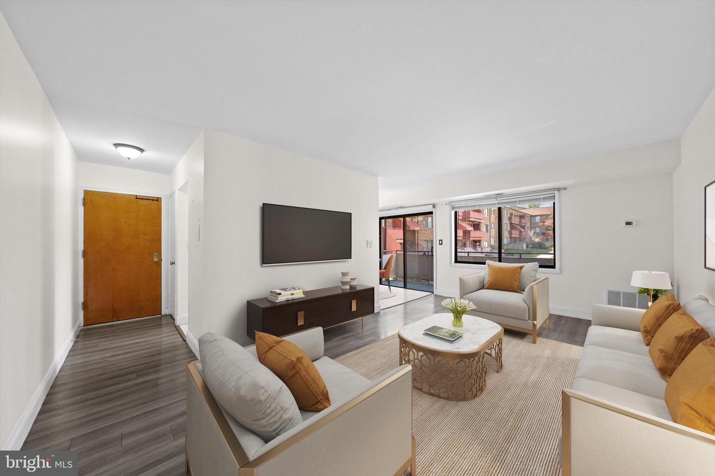 6441 RICHMOND HWY #201, ALEXANDRIA, Virginia 22306, 1 Bedroom Bedrooms, ,1 BathroomBathrooms,Residential,For sale,6441 RICHMOND HWY #201,VAFX2229750 MLS # VAFX2229750