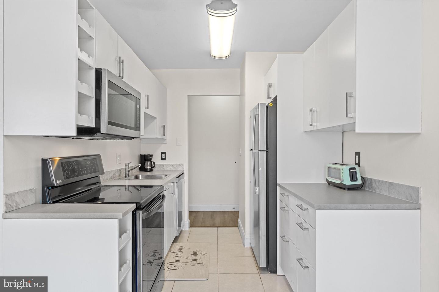 6441 RICHMOND HWY #201, ALEXANDRIA, Virginia 22306, 1 Bedroom Bedrooms, ,1 BathroomBathrooms,Residential,For sale,6441 RICHMOND HWY #201,VAFX2229750 MLS # VAFX2229750