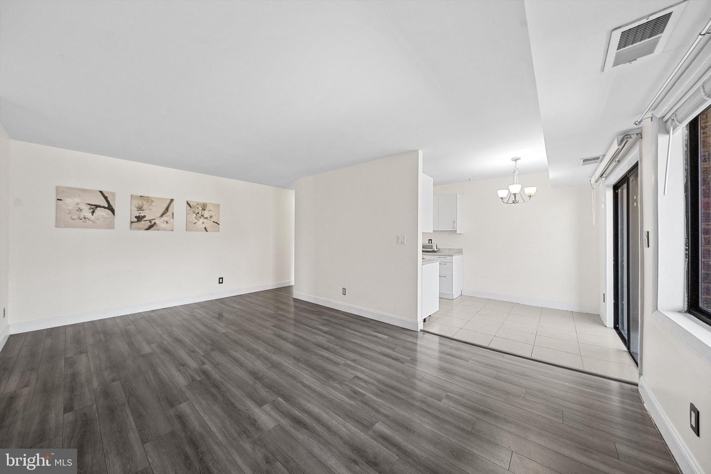 6441 RICHMOND HWY #201, ALEXANDRIA, Virginia 22306, 1 Bedroom Bedrooms, ,1 BathroomBathrooms,Residential,For sale,6441 RICHMOND HWY #201,VAFX2229750 MLS # VAFX2229750