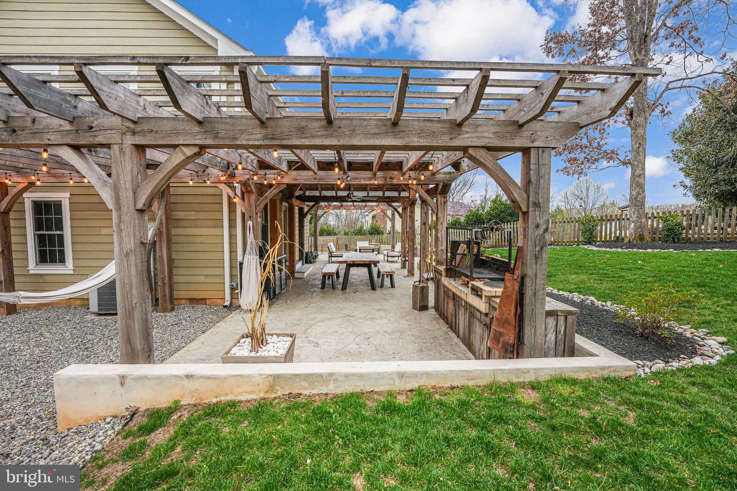 6750 STONEHURST CT, WARRENTON, Virginia 20187, 3 Bedrooms Bedrooms, ,2 BathroomsBathrooms,Residential,For sale,6750 STONEHURST CT,VAFQ2016036 MLS # VAFQ2016036