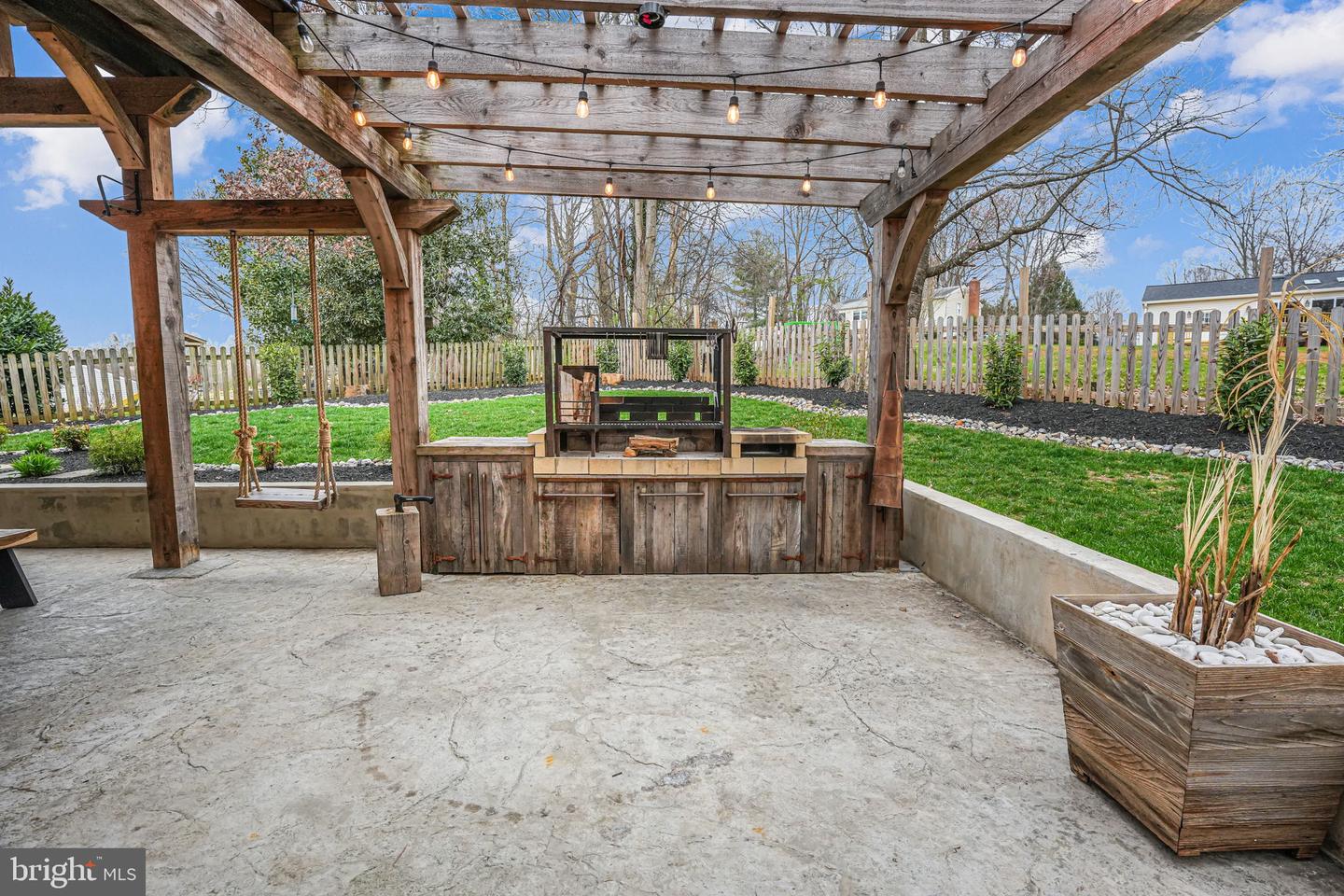 6750 STONEHURST CT, WARRENTON, Virginia 20187, 3 Bedrooms Bedrooms, ,2 BathroomsBathrooms,Residential,For sale,6750 STONEHURST CT,VAFQ2016036 MLS # VAFQ2016036