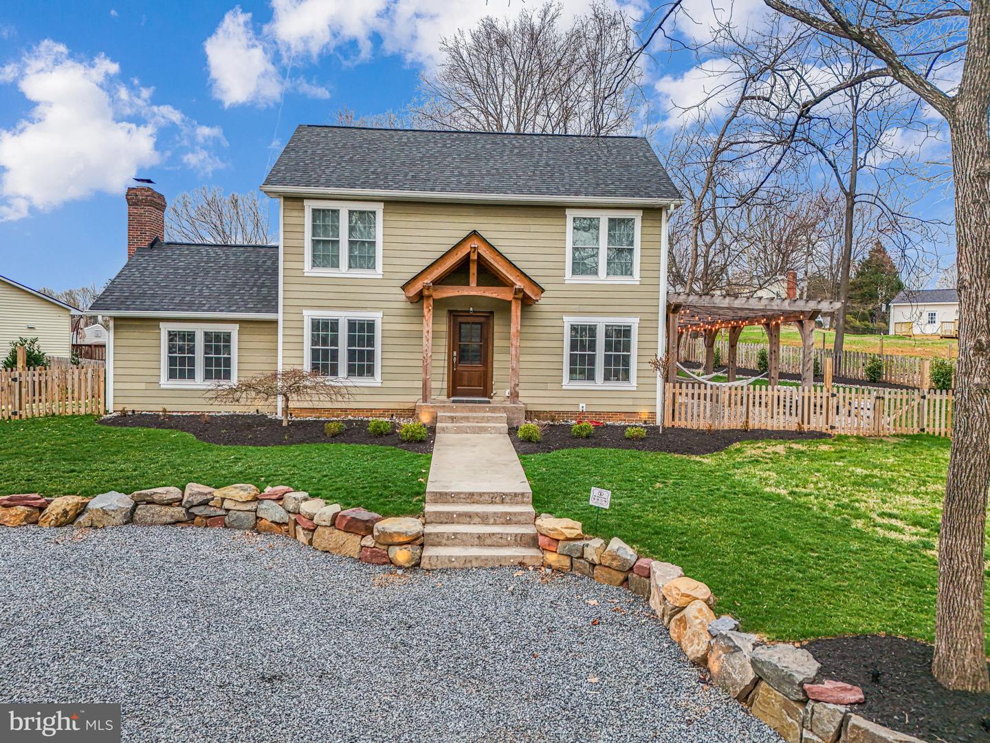 6750 STONEHURST CT, WARRENTON, Virginia 20187, 3 Bedrooms Bedrooms, ,2 BathroomsBathrooms,Residential,For sale,6750 STONEHURST CT,VAFQ2016036 MLS # VAFQ2016036
