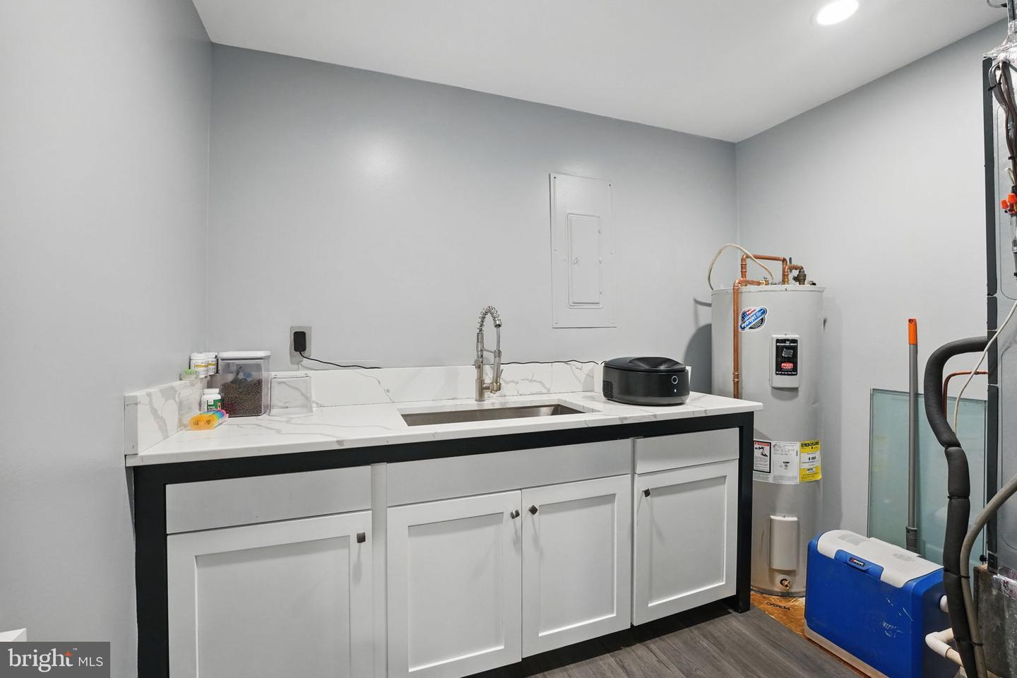 6750 STONEHURST CT, WARRENTON, Virginia 20187, 3 Bedrooms Bedrooms, ,2 BathroomsBathrooms,Residential,For sale,6750 STONEHURST CT,VAFQ2016036 MLS # VAFQ2016036