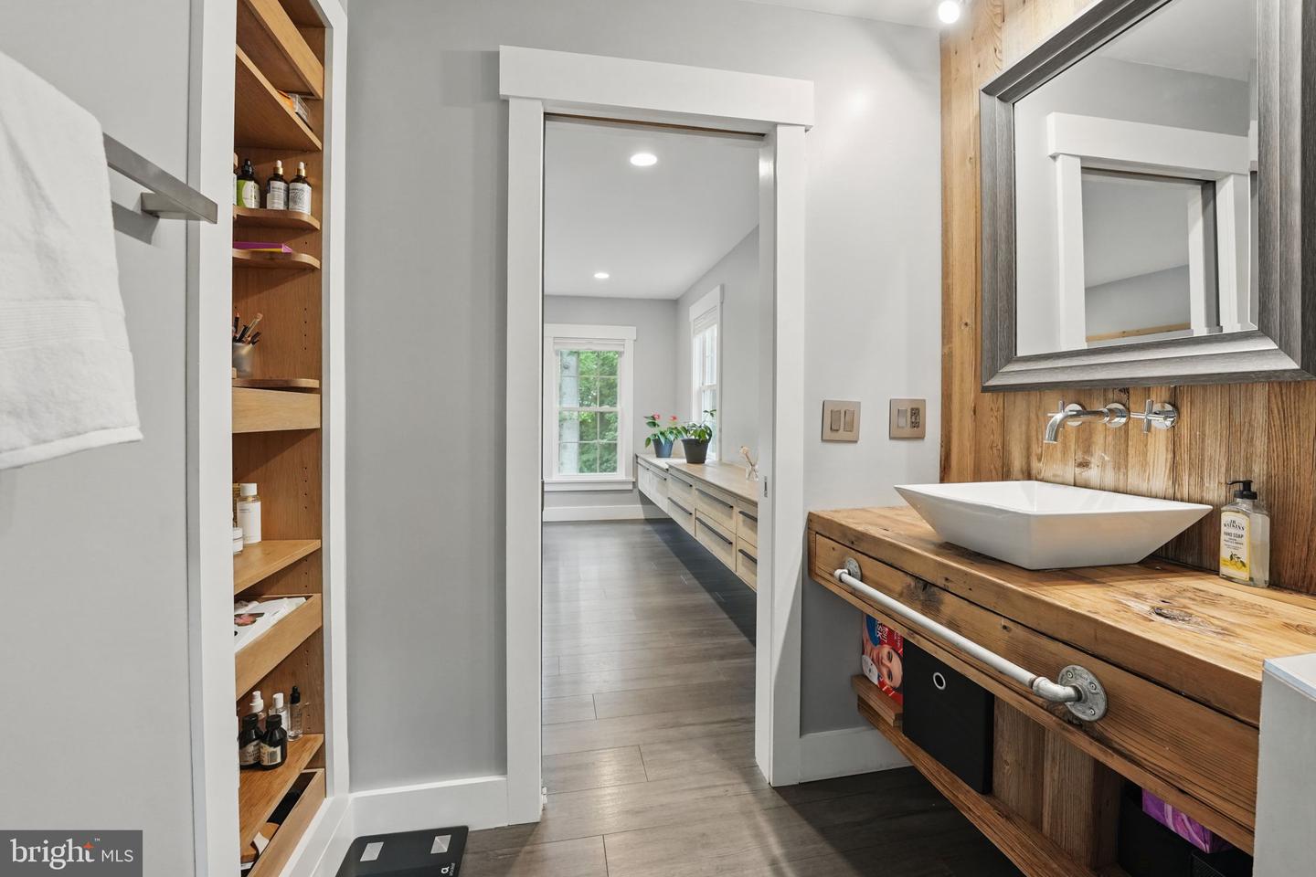 6750 STONEHURST CT, WARRENTON, Virginia 20187, 3 Bedrooms Bedrooms, ,2 BathroomsBathrooms,Residential,For sale,6750 STONEHURST CT,VAFQ2016036 MLS # VAFQ2016036