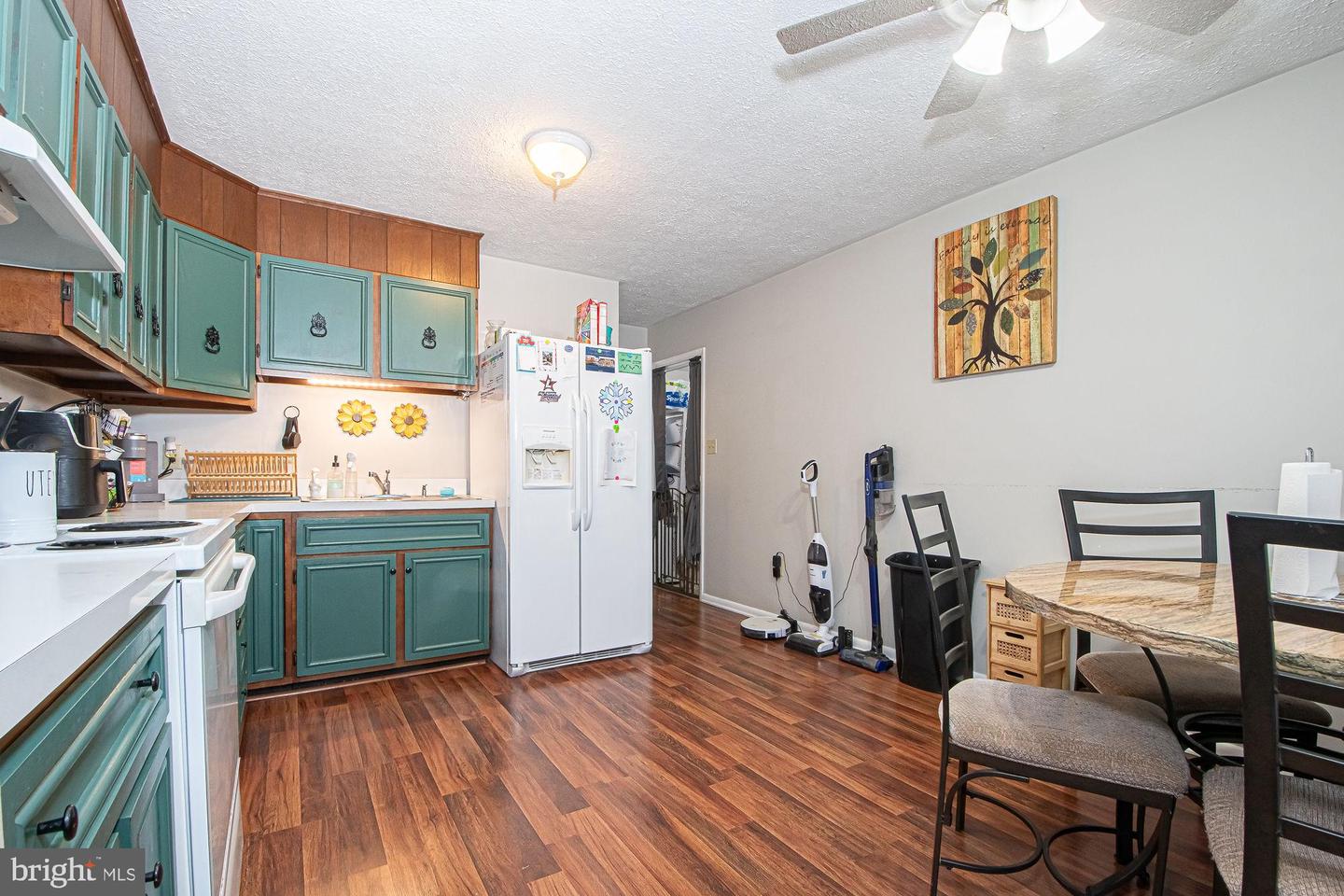 122 W 9TH ST, FRONT ROYAL, Virginia 22630, 3 Bedrooms Bedrooms, ,1 BathroomBathrooms,Residential,For sale,122 W 9TH ST,VAWR2010762 MLS # VAWR2010762