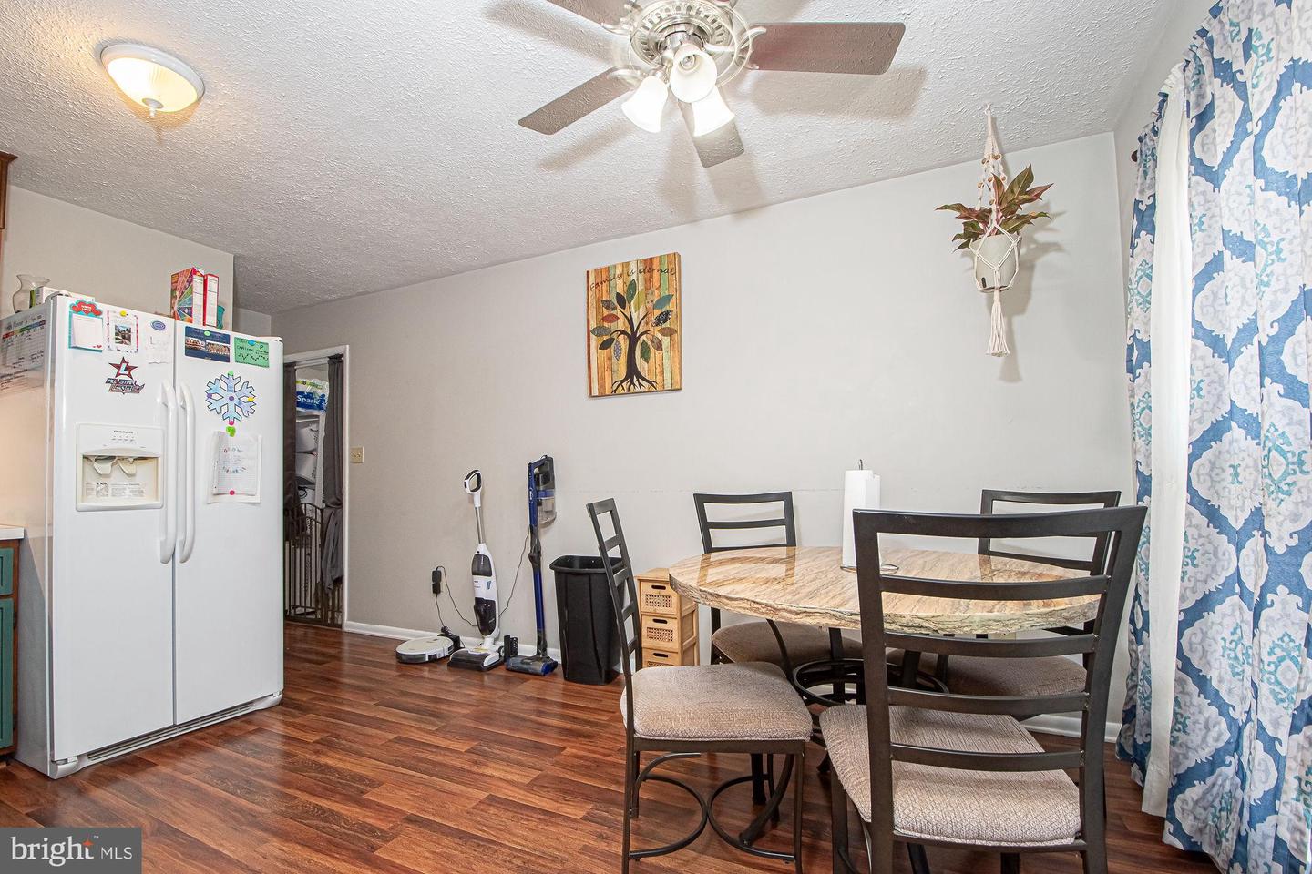 122 W 9TH ST, FRONT ROYAL, Virginia 22630, 3 Bedrooms Bedrooms, ,1 BathroomBathrooms,Residential,For sale,122 W 9TH ST,VAWR2010762 MLS # VAWR2010762