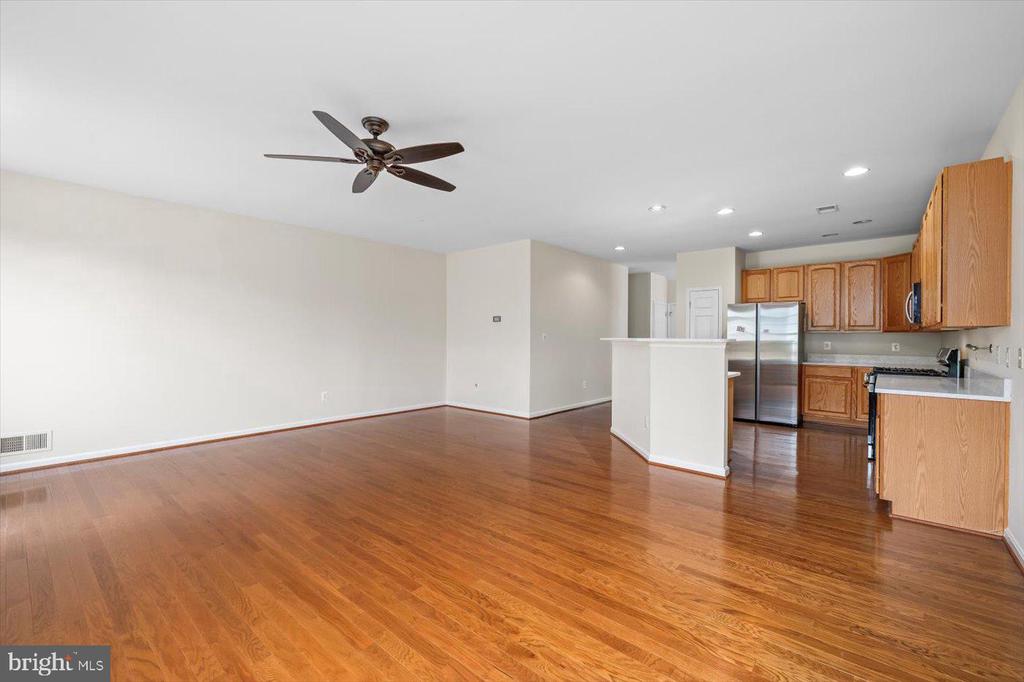 5307 W PHILIPPI PL, FREDERICKSBURG, Virginia 22407, 3 Bedrooms Bedrooms, ,3 BathroomsBathrooms,Residential,5307 W PHILIPPI PL,VASP2034072 MLS # VASP2034072