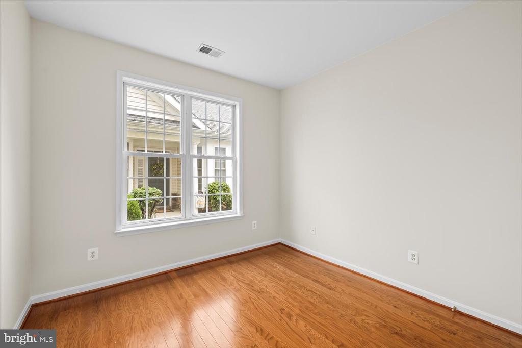 5307 W PHILIPPI PL, FREDERICKSBURG, Virginia 22407, 3 Bedrooms Bedrooms, ,3 BathroomsBathrooms,Residential,5307 W PHILIPPI PL,VASP2034072 MLS # VASP2034072