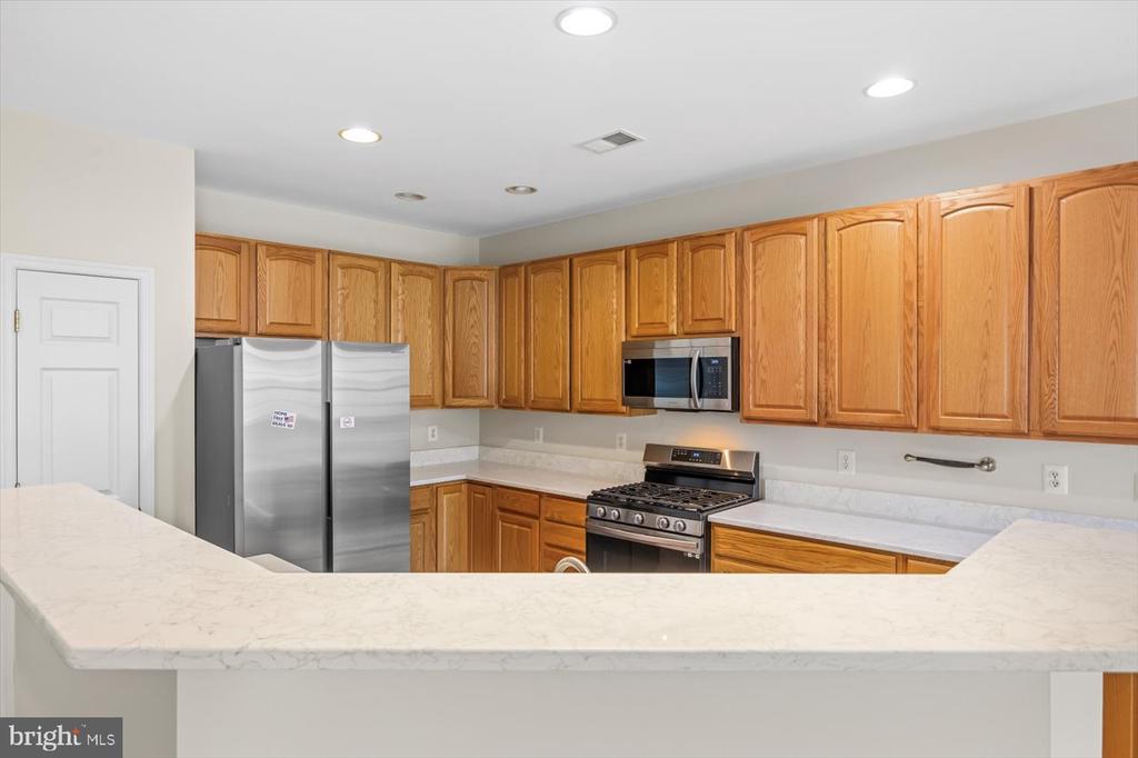 5307 W PHILIPPI PL, FREDERICKSBURG, Virginia 22407, 3 Bedrooms Bedrooms, ,3 BathroomsBathrooms,Residential,5307 W PHILIPPI PL,VASP2034072 MLS # VASP2034072