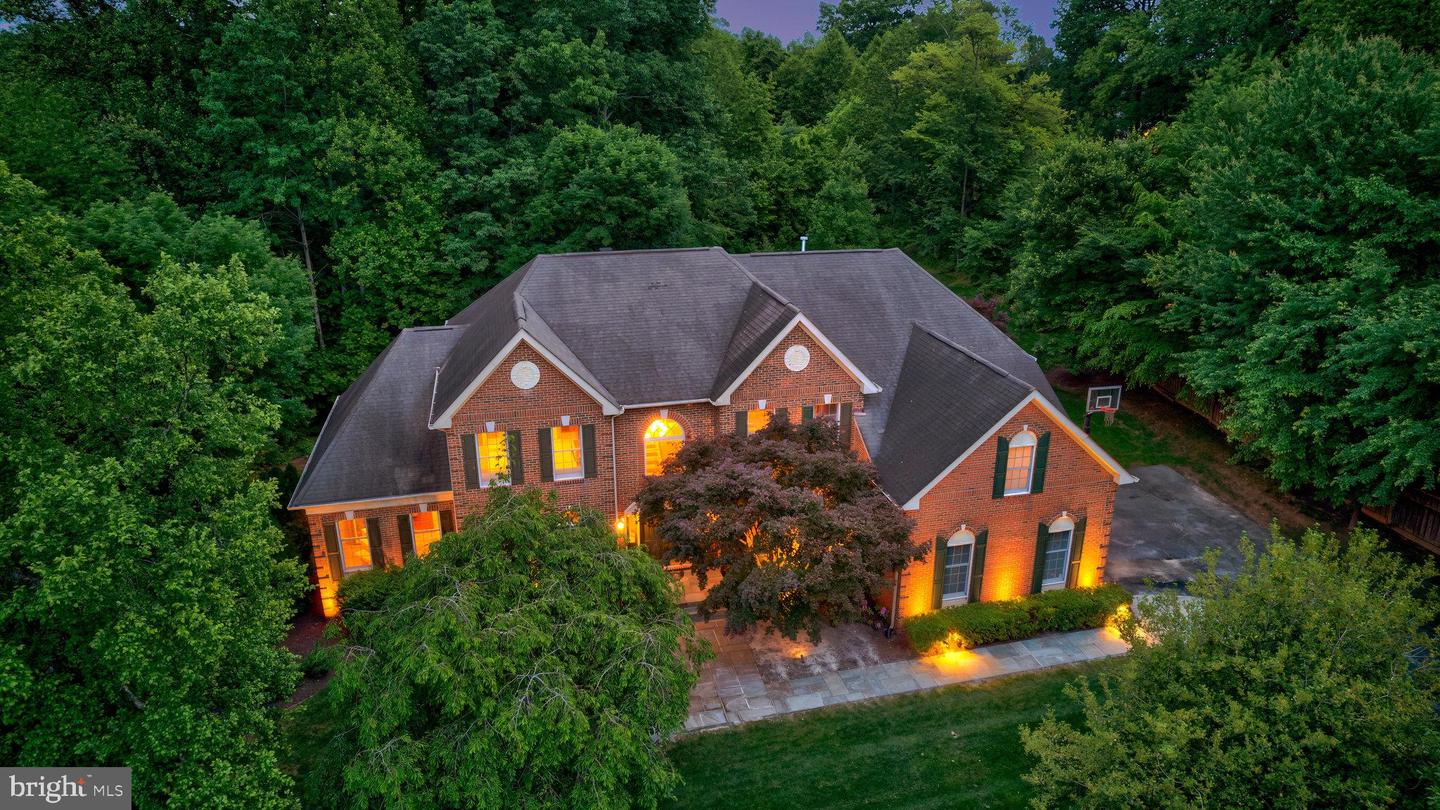 1011 PRESERVE CT, GREAT FALLS, Virginia 22066, 5 Bedrooms Bedrooms, ,5 BathroomsBathrooms,Residential,For sale,1011 PRESERVE CT,VAFX2234180 MLS # VAFX2234180