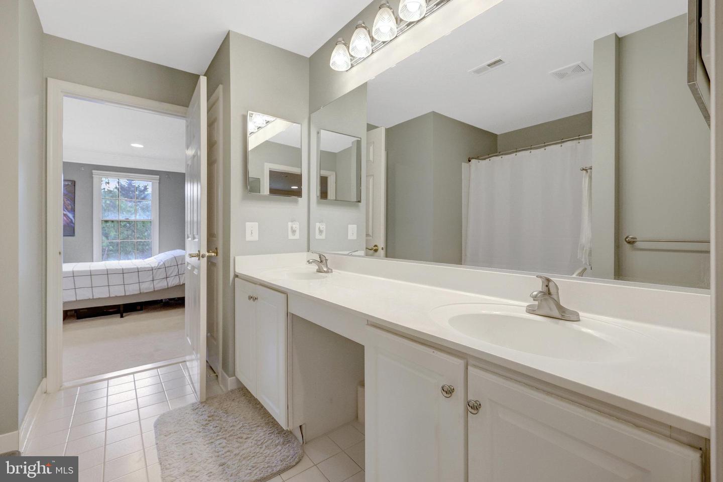 1011 PRESERVE CT, GREAT FALLS, Virginia 22066, 5 Bedrooms Bedrooms, ,5 BathroomsBathrooms,Residential,For sale,1011 PRESERVE CT,VAFX2234180 MLS # VAFX2234180