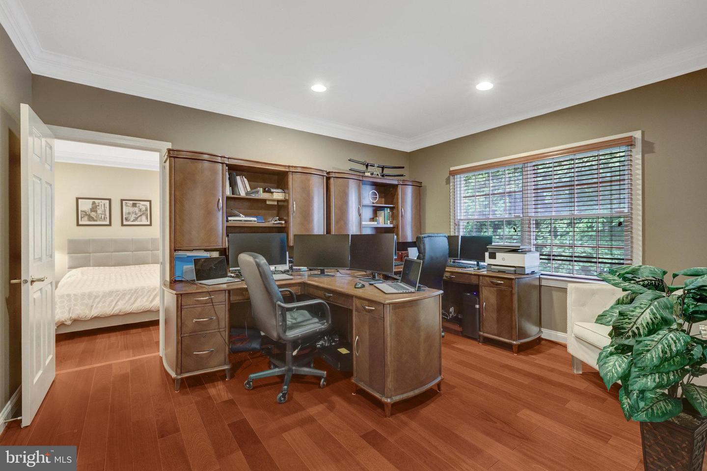 1011 PRESERVE CT, GREAT FALLS, Virginia 22066, 5 Bedrooms Bedrooms, ,5 BathroomsBathrooms,Residential,For sale,1011 PRESERVE CT,VAFX2234180 MLS # VAFX2234180