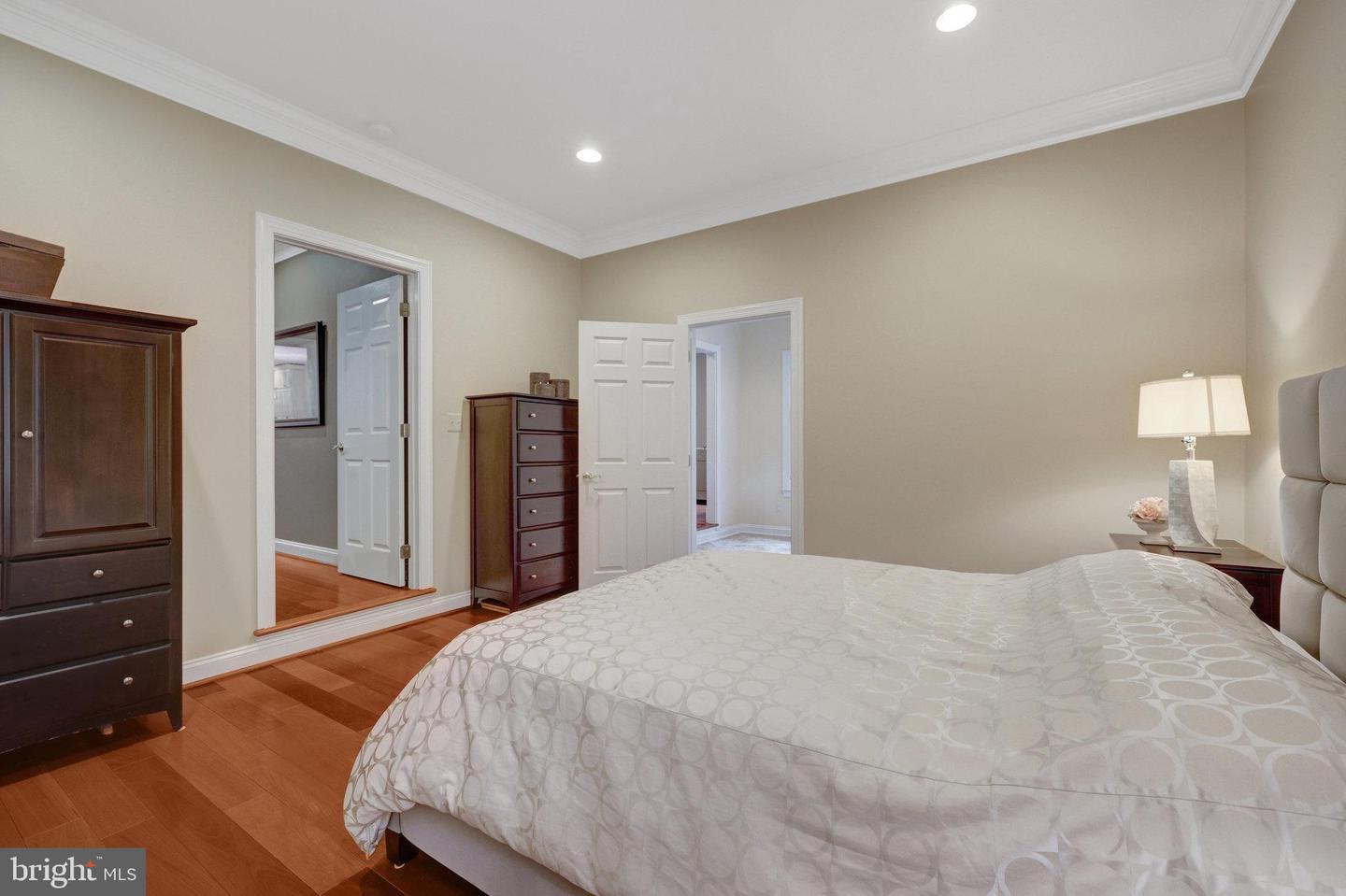 1011 PRESERVE CT, GREAT FALLS, Virginia 22066, 5 Bedrooms Bedrooms, ,5 BathroomsBathrooms,Residential,For sale,1011 PRESERVE CT,VAFX2234180 MLS # VAFX2234180