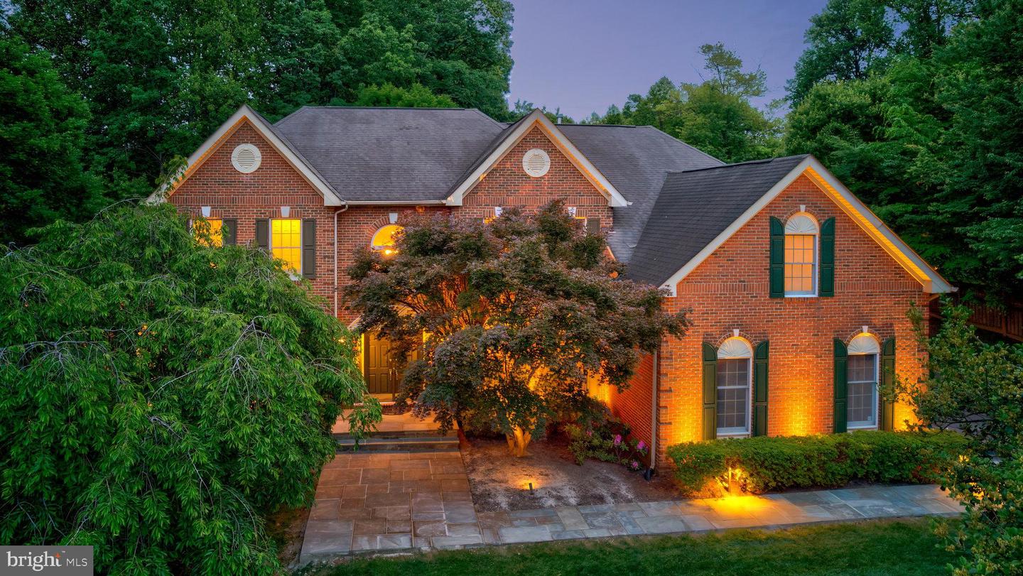 1011 PRESERVE CT, GREAT FALLS, Virginia 22066, 5 Bedrooms Bedrooms, ,5 BathroomsBathrooms,Residential,For sale,1011 PRESERVE CT,VAFX2234180 MLS # VAFX2234180