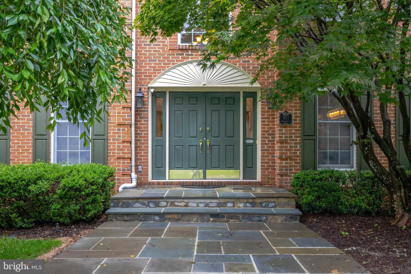 1011 PRESERVE CT, GREAT FALLS, Virginia 22066, 5 Bedrooms Bedrooms, ,5 BathroomsBathrooms,Residential,For sale,1011 PRESERVE CT,VAFX2234180 MLS # VAFX2234180
