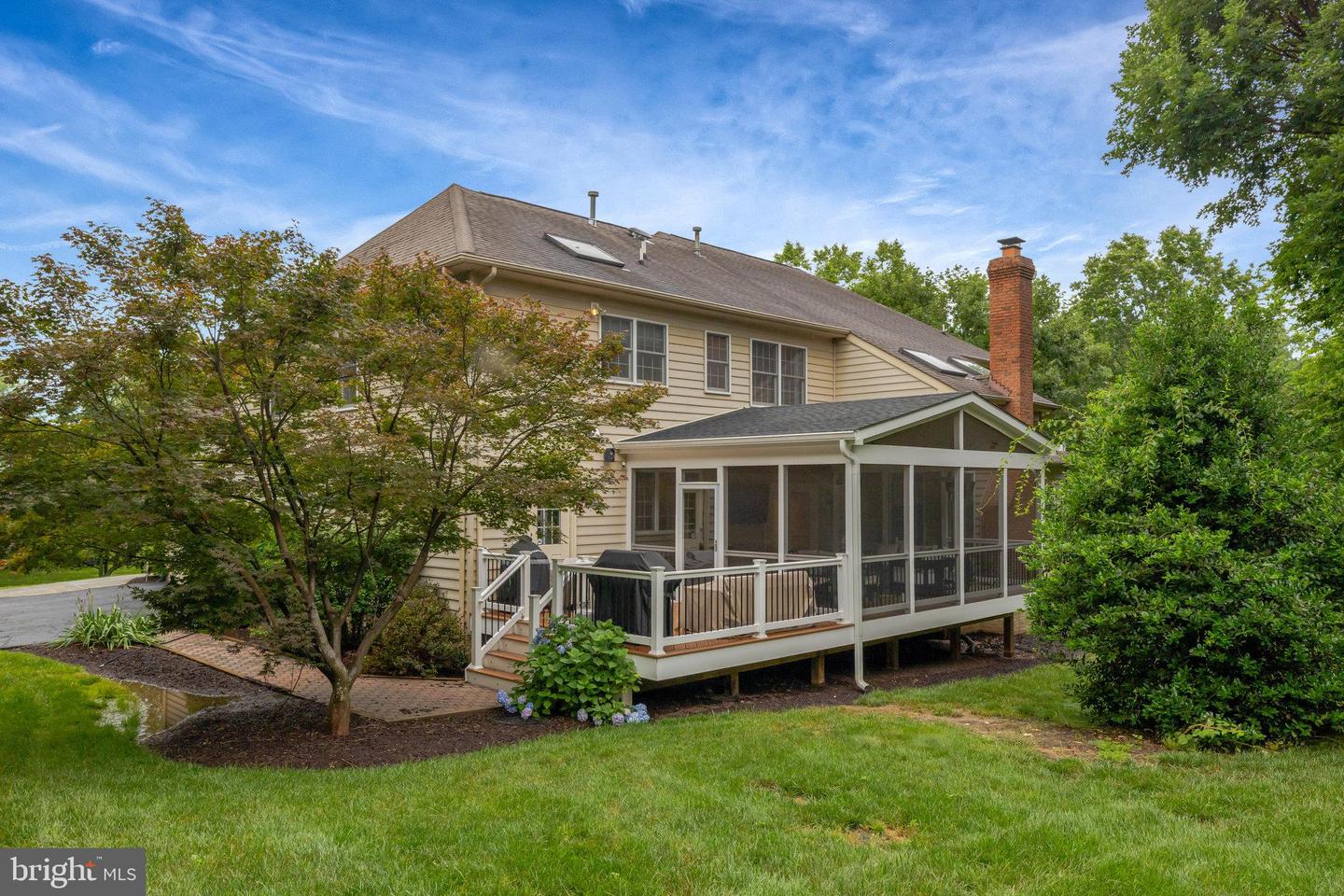 1011 PRESERVE CT, GREAT FALLS, Virginia 22066, 5 Bedrooms Bedrooms, ,5 BathroomsBathrooms,Residential,For sale,1011 PRESERVE CT,VAFX2234180 MLS # VAFX2234180
