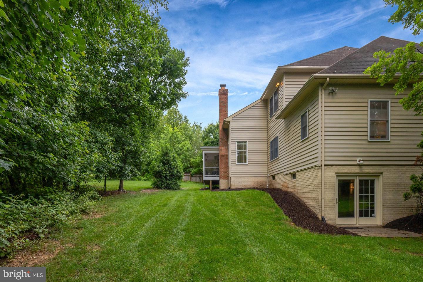 1011 PRESERVE CT, GREAT FALLS, Virginia 22066, 5 Bedrooms Bedrooms, ,5 BathroomsBathrooms,Residential,For sale,1011 PRESERVE CT,VAFX2234180 MLS # VAFX2234180