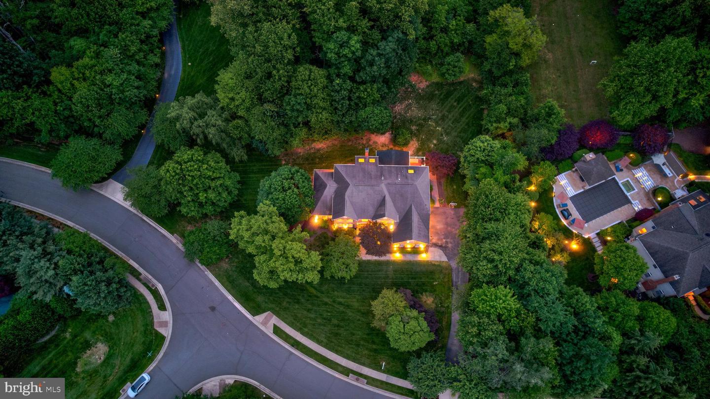 1011 PRESERVE CT, GREAT FALLS, Virginia 22066, 5 Bedrooms Bedrooms, ,5 BathroomsBathrooms,Residential,For sale,1011 PRESERVE CT,VAFX2234180 MLS # VAFX2234180