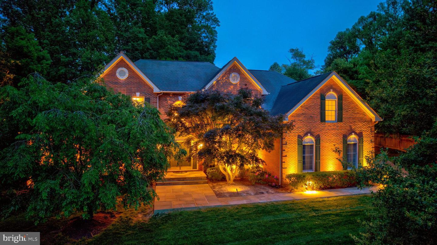 1011 PRESERVE CT, GREAT FALLS, Virginia 22066, 5 Bedrooms Bedrooms, ,5 BathroomsBathrooms,Residential,For sale,1011 PRESERVE CT,VAFX2234180 MLS # VAFX2234180