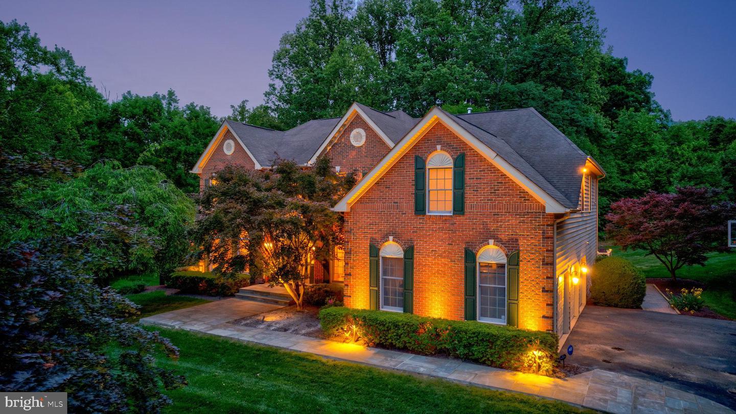 1011 PRESERVE CT, GREAT FALLS, Virginia 22066, 5 Bedrooms Bedrooms, ,5 BathroomsBathrooms,Residential,For sale,1011 PRESERVE CT,VAFX2234180 MLS # VAFX2234180