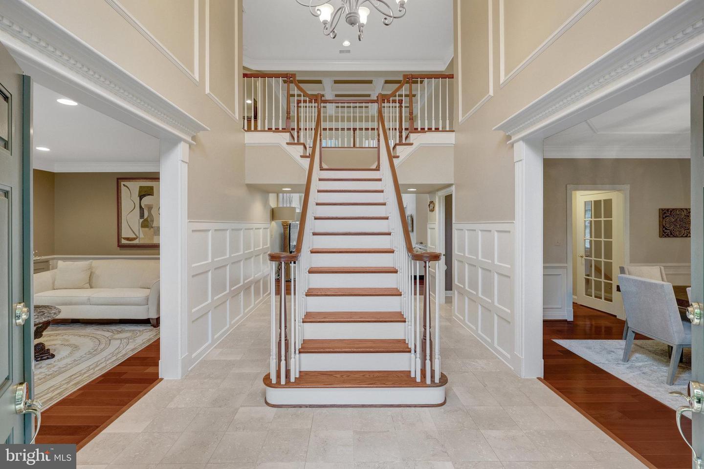 1011 PRESERVE CT, GREAT FALLS, Virginia 22066, 5 Bedrooms Bedrooms, ,5 BathroomsBathrooms,Residential,For sale,1011 PRESERVE CT,VAFX2234180 MLS # VAFX2234180