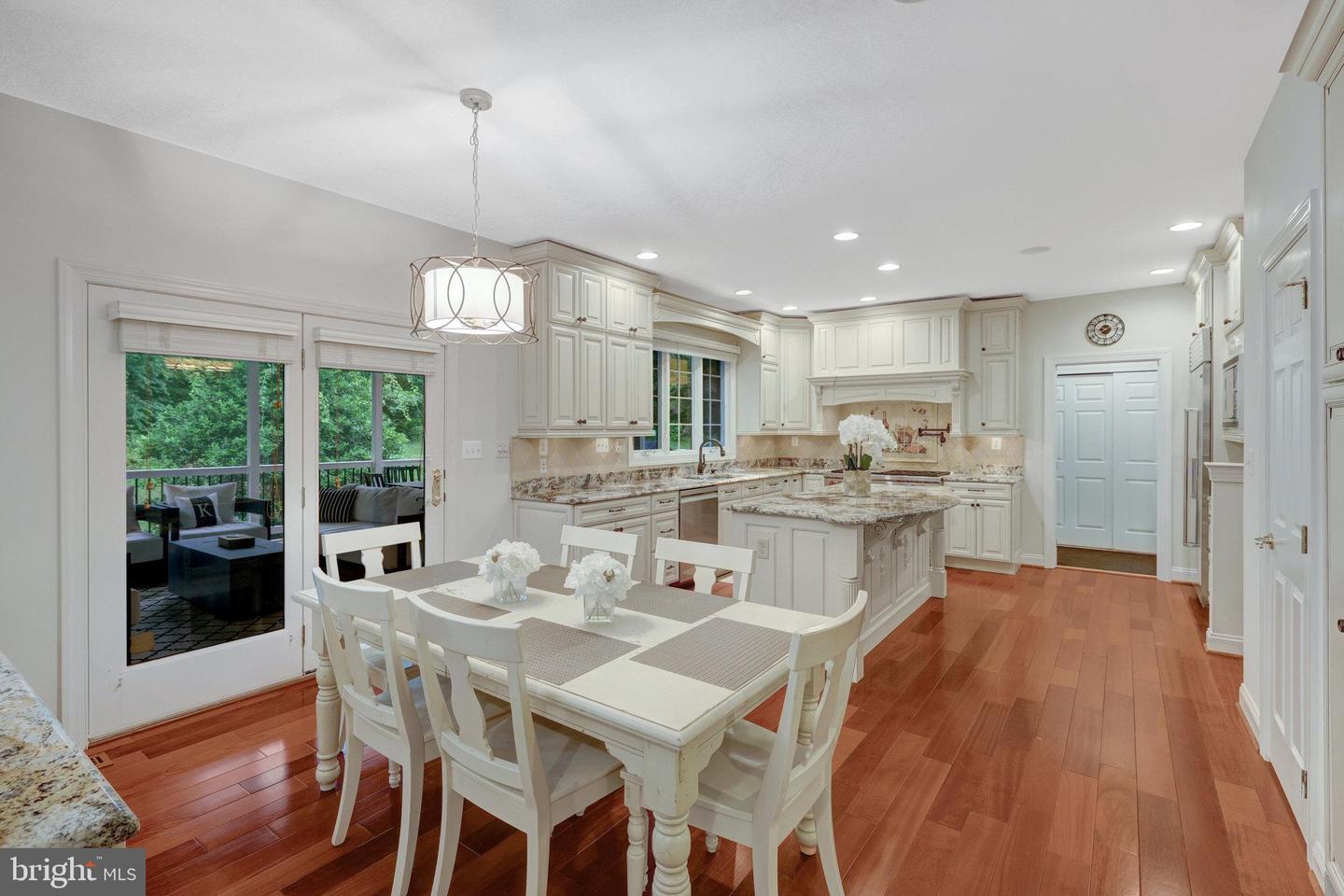 1011 PRESERVE CT, GREAT FALLS, Virginia 22066, 5 Bedrooms Bedrooms, ,5 BathroomsBathrooms,Residential,For sale,1011 PRESERVE CT,VAFX2234180 MLS # VAFX2234180