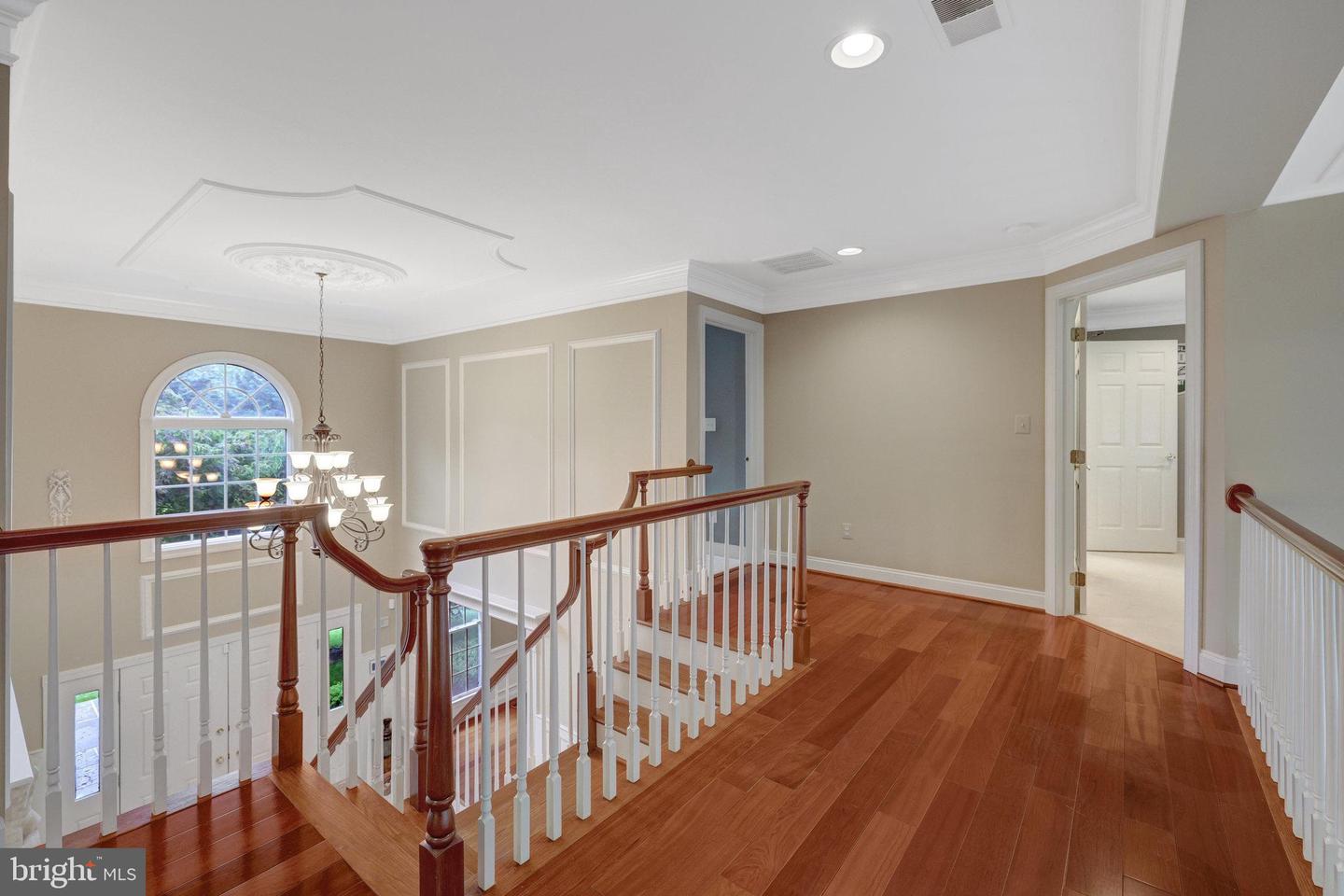 1011 PRESERVE CT, GREAT FALLS, Virginia 22066, 5 Bedrooms Bedrooms, ,5 BathroomsBathrooms,Residential,For sale,1011 PRESERVE CT,VAFX2234180 MLS # VAFX2234180