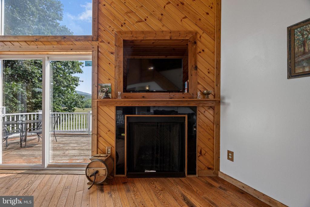 1215 FORT STOVER RD, LURAY, Virginia 22835, 4 Bedrooms Bedrooms, ,3 BathroomsBathrooms,Residential,1215 FORT STOVER RD,VAPA2005036 MLS # VAPA2005036