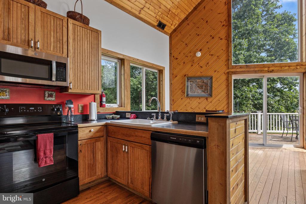 1215 FORT STOVER RD, LURAY, Virginia 22835, 4 Bedrooms Bedrooms, ,3 BathroomsBathrooms,Residential,1215 FORT STOVER RD,VAPA2005036 MLS # VAPA2005036
