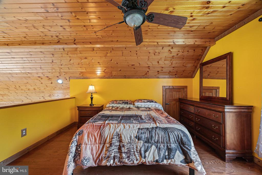 1215 FORT STOVER RD, LURAY, Virginia 22835, 4 Bedrooms Bedrooms, ,3 BathroomsBathrooms,Residential,1215 FORT STOVER RD,VAPA2005036 MLS # VAPA2005036
