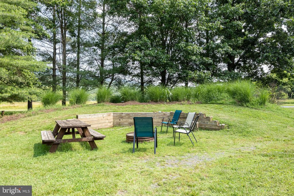 1215 FORT STOVER RD, LURAY, Virginia 22835, 4 Bedrooms Bedrooms, ,3 BathroomsBathrooms,Residential,1215 FORT STOVER RD,VAPA2005036 MLS # VAPA2005036
